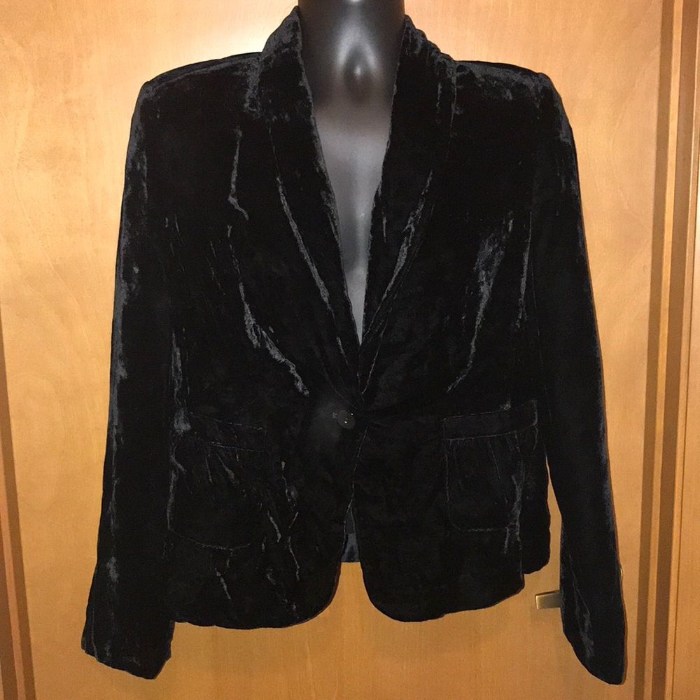 🔥Daisy Fuentes velvet black blazer 14